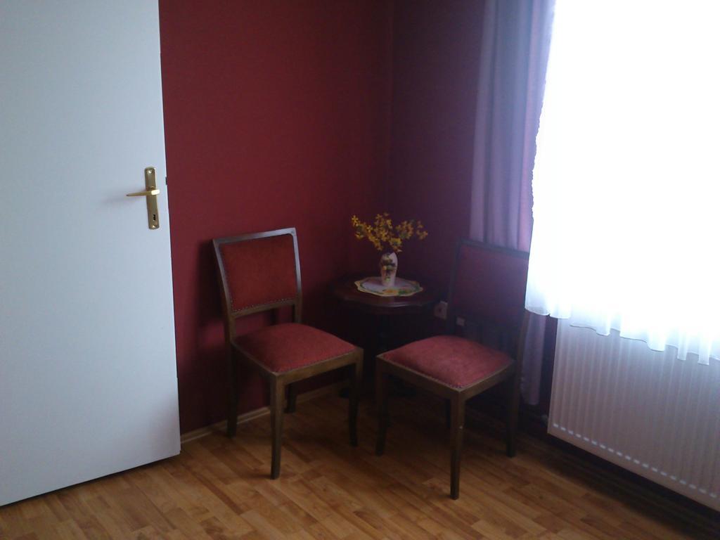 Agávé Apartman Sárvár Habitación foto
